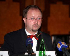 捷克总理的外事和人权顾问罗曼•约赫博士
